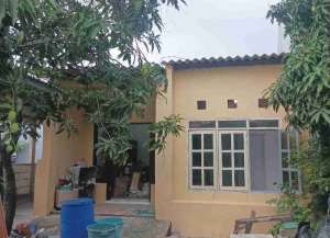 Kontrakan 2 petak, ada ruang tamu lokasi di medokan-ayu, tersedia melalui melalui situs Lamudi