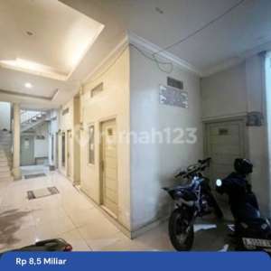 Kost Butuh Peningkatan 63 Kamar1 Kios di Ciracas Jakarta Timur , tersedia melalui melalui situs Rumah123