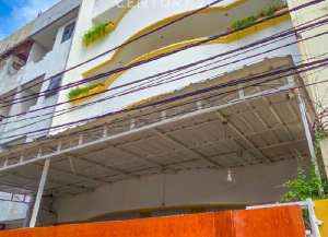 Kost Eksklusif 32 Kamar Roi Tinggi Di Mangga Besar lokasi di mangga-dua-selatan, tersedia melalui melalui situs Lamudi