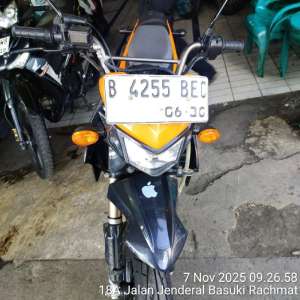 Jual bekas ksr th 2015 km 2rb ORI TT kredit,lokasi di Jakarta Timur