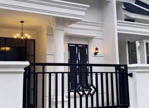 Lahan Lebar 7 Rumahnya Strategis 3 Menit dari Komp Mercy Medan Johor lokasi di pasar-baru-5, tersedia melalui melalui situs Lamudi