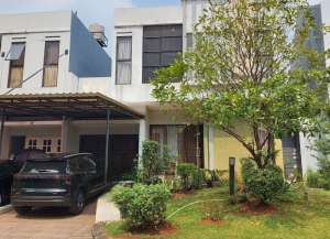 Langka Rumah Tanah Hokky Lebar Besar Kebelakang Hadap Taman Dekat Kawasan Pendidikan di Cluster Newton Gading Serpong lokasi di curug-sangereng, tersedia melalui melalui situs Lamudi