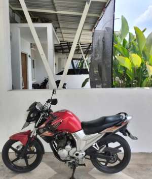 Jual bekas Langkah New scorpio z 225ccPMK 2012 super istimewa,lokasi di Sidoarjo