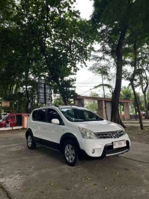 Jual bekas LIVINA 1.5 X-GEAR MT 2013,lokasi di 