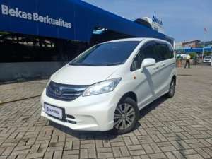 Jual bekas LOW DP Honda Freed 1.5 S Bensin-AT 2012 EBA,lokasi di 