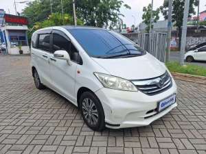 Jual bekas LOW DP Honda Freed S 1.5 AT 2012 TVJ,lokasi di 