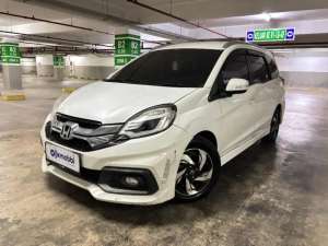 Jual bekas LOW DP Honda Mobilio 1.5 RS Bensin-AT 2015 EYG,lokasi di 