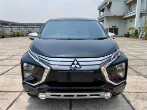 Jual bekas LOW KM MITSUBISHI XPANDER ULTIMATE 2019 HITAM ISTIMEWA TT 2018 AT,lokasi di 