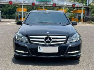 Jual bekas Mercedes-Benz C-Class C 200 Avantgarde Line 2013 Hitam,lokasi di Jakarta DKI
