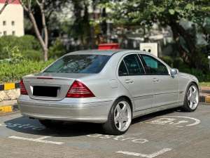 Jual bekas Mercedes Benz C240 AVANTGARDE 2002,lokasi di 