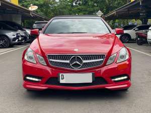 Jual bekas Mercedes-Benz E-Class 250 Cabriolet at 2013 Merah,lokasi di Jakarta DKI