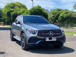 Jual bekas Mercedes-Benz GLC 200 AMG Line 2022 Abu-abuLOW KM,lokasi di DKI Jakarta