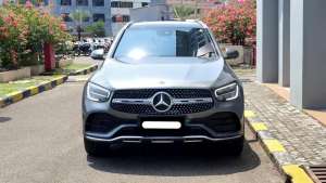 Jual bekas Mercedes benz mercy glc200 amg line 2020 abu,lokasi di 