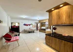 Miliki Hunian Bagus Dan Strategis Apartemen 3BR Furnish di Mediterania Gajah Mada Residence, Tengah Kota lokasi di keagungan, tersedia melalui melalui situs Lamudi