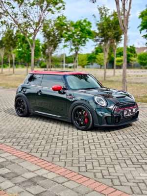 Jual bekas Mini Cooper 3 doors JCW 2022 rebel green,lokasi di 