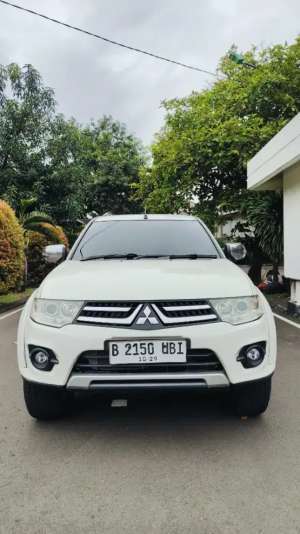 Jual bekas Mitsubishi Pajero Exceed 2014 AT,lokasi di 