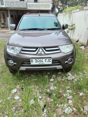 Jual bekas Mitsubishi Pajero Sport 2014 Diesel,lokasi di 