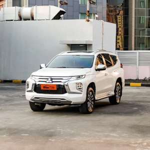 Jual bekas Mitsubitshi Pajero Dakar 4x2 AT,lokasi di 