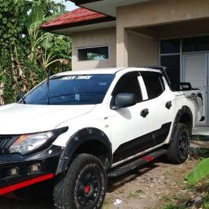 Jual bekas mobil triton 2017 doube cabin 4x4,lokasi di Depok