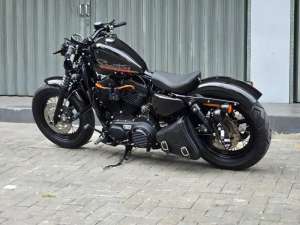 Jual bekas Moge Harley Davidson Sportster 1200 Th 2011 Km 18rb FP Mabua Siap Gas,lokasi di Rungkut