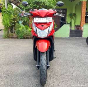 Jual bekas Motor Bekas HONDA BEAT FI 2013 Sangat mulus,lokasi di Jakarta Barat