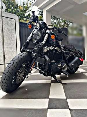 Jual bekas Motor Sportster bagus Dijual,lokasi di Jatinegara
