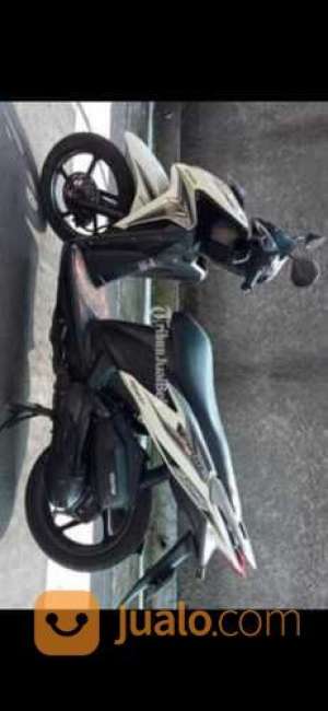 Jual bekas Motor Vixion 150 Vario 125 terawat murah,lokasi di Kab. Gresik