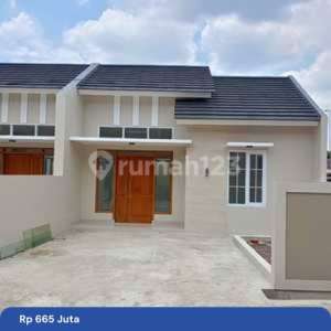 Murah Banget Rumah Di Cijambe Dekat Rs Hermina Arcamanik Dan Ubertos Ujungberung Bandung Dijual , tersedia melalui melalui situs Rumah123