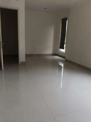 Murah rumah Elista Gading Serpong dekat kuliner yg lagi hype luas 84 m lokasi di Gading Serpong, tersedia melalui melalui situs Olx