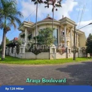 Murah Rumah Mewah Design Classic Di Araya Boulevard Malang , tersedia melalui melalui situs Rumah123