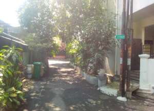 MURAHDISEWAKAN RUMAH TERAWAT DI KOMPLEK TERUSAN BUAHBATU DEKAT AKSES TOL lokasi di bandung-kidul-1, tersedia melalui melalui situs Lamudi