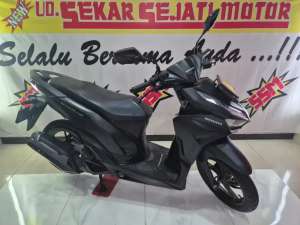 Jual bekas New Vario 125 htm doopp keyles iss cbs,lokasi di Semampir