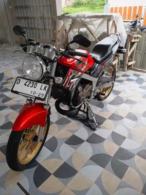 Jual bekas Ninja R Convert SS,lokasi di Bojongloa Kaler