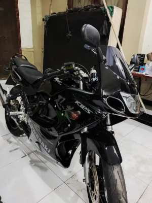 Jual bekas Ninja rr old hitam,lokasi di Serpong Utara
