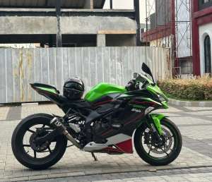 Jual bekas Ninja ZX25R 2021 ABS SE QS,lokasi di Cibodas