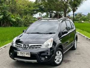 Jual bekas NISSAN LIVINA XGEAR 1.5 AT 2012 - MURAH ISTIMEWA,lokasi di 