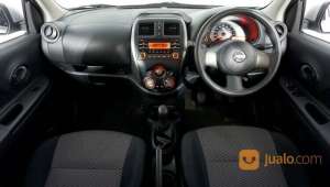Jual bekas Nissan March 1.2 MT 2014 Silver,lokasi di Kota Bekasi