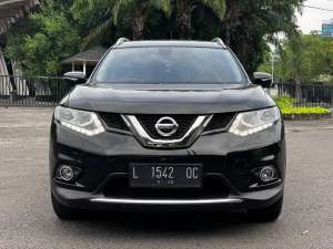 Jual bekas Nissan Xtrail 2,5 AT 2015 KM Low 80rbDP 25jt,lokasi di 