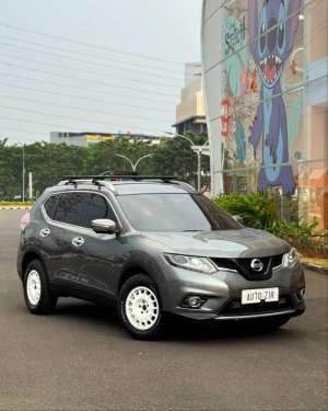 Jual bekas Nissan Xtrail CVT ST Grey 2015 Rally Look 2015 Tdp Murmer Ori Menarik,lokasi di 
