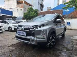 Jual bekas OLXmobbi DP 7 Juta - Mitsubishi Xpander 1.5 Cross Bensin-AT 2019,lokasi di 