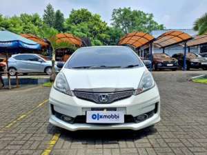 Jual bekas OLXmobbi HOT SALE - HONDA JAZZ 1.5 E MATIC 2012,lokasi di 