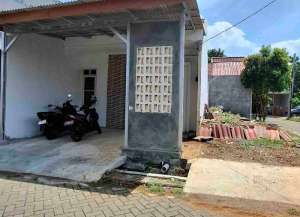 Over Kredit Rumah Hook di BTR 7 lokasi di setu-1, tersedia melalui melalui situs Lamudi