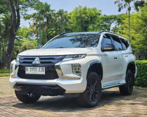 Jual bekas PAJERO DAKAR ELITE LIMITED EDITION 2024 PUTIH RASA BARU KM.16.RB ASLI.,lokasi di 