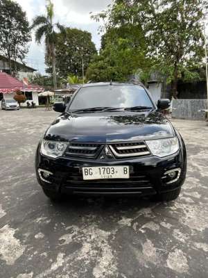 Jual bekas Pajero Sport Dakar 4x2 at,lokasi di 