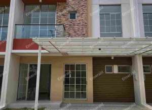 Pantai Indah Kapuk 2 - Cluster Arcadia 8x12,5 lokasi di ",
          price: `3800000000`,
          currency: `IDR`
    };


    let pageData = {
        viewPhoneModalField: , tersedia melalui melalui situs Lamudi