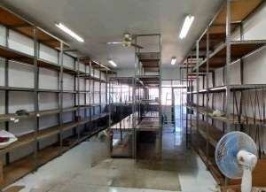 Pertokoan Wisma Gemini Gembong lokasi di simokerto, tersedia melalui melalui situs Lamudi