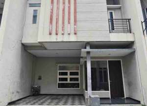 Perumahan Dekat Unair A dan B, Karang Menjangan, Mojo, Rs Dr Soetomo lokasi di ",
          price: `1550000000`,
          currency: `IDR`
    };


    let pageData = {
        viewPhoneModalField: , tersedia melalui melalui situs Lamudi