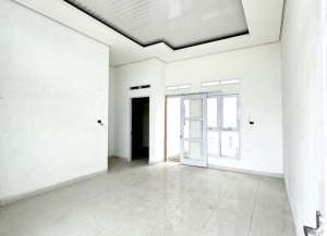 PERUMAHAN SIAP HUNI GRIYA RESIK KEDAUNG BANDAR LAMPUNG lokasi di ",
          price: `300000000`,
          currency: `IDR`
    };


    let pageData = {
        viewPhoneModalField: , tersedia melalui melalui situs Lamudi