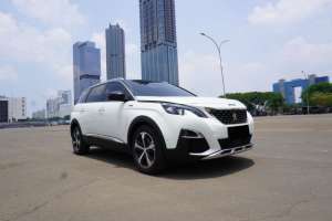 Jual bekas Peugeot 5008 GT Line Putih,lokasi di Jakarta DKI