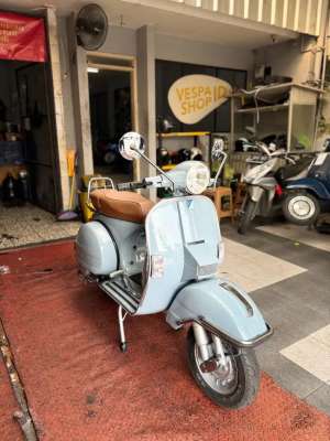 Jual bekas PIAGGIO VESPA NEW PX 1990 BIRU MUDA VESPA KALENG BANDUNG,lokasi di Cangkuang